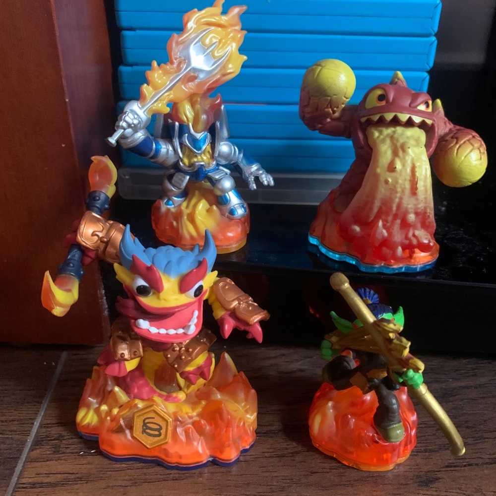 Sky lander fire symbol figures